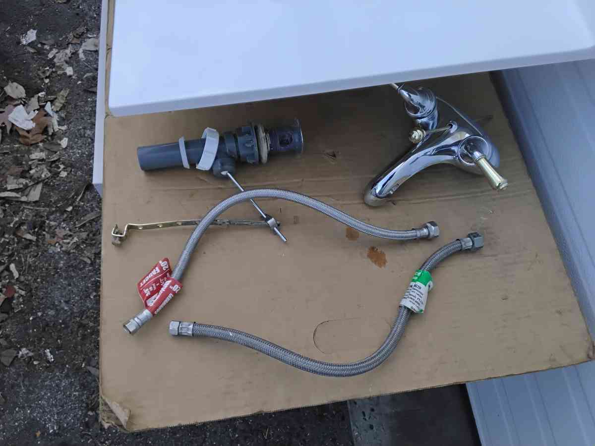 Nice White Vanity Top Bathroom Sink with Faucet New - Williamstown, New Jersey - FleaMarketBay