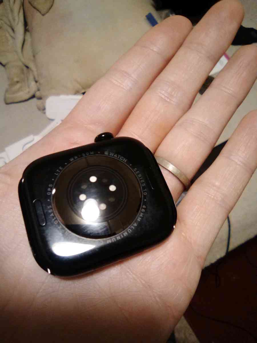 apple watch series 10 gps nd cellular - Cleveland, Ohio - FleaMarketBay