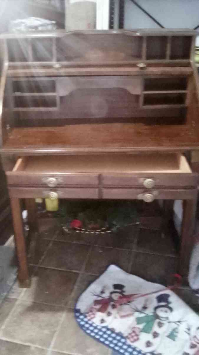 roll top desk - Kalamazoo, Michigan - FleaMarketBay
