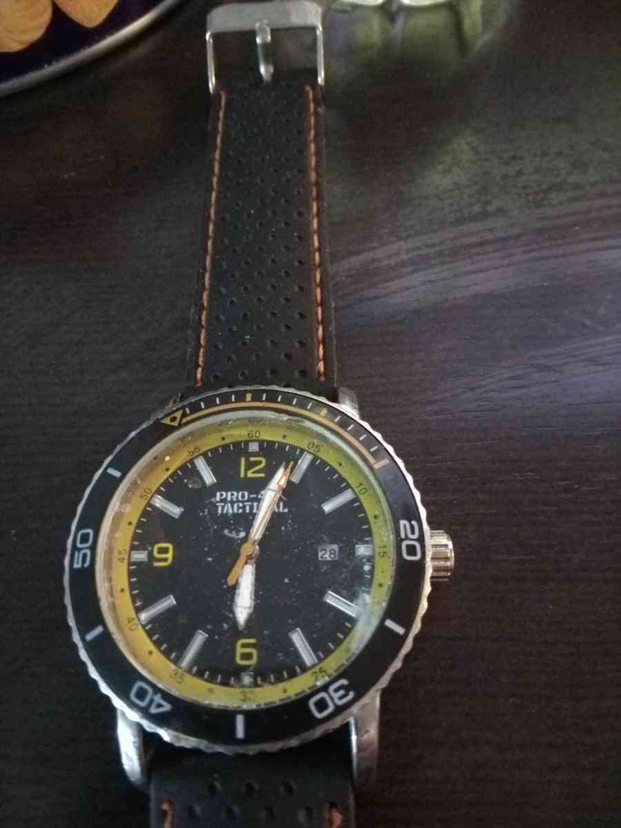 watches - Elkhart, Indiana - FleaMarketBay