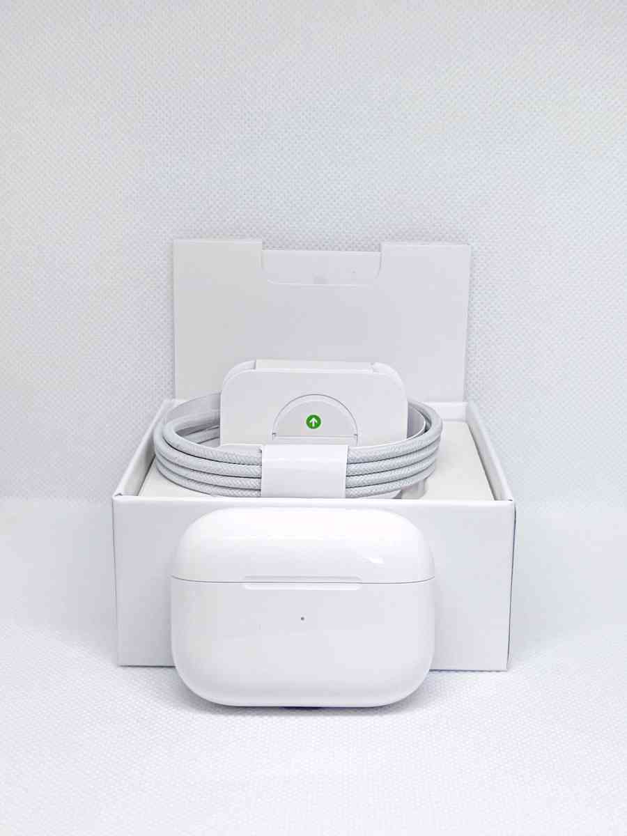 Apple AirPods Pro 2 - Lake Wales, Florida - FleaMarketBay