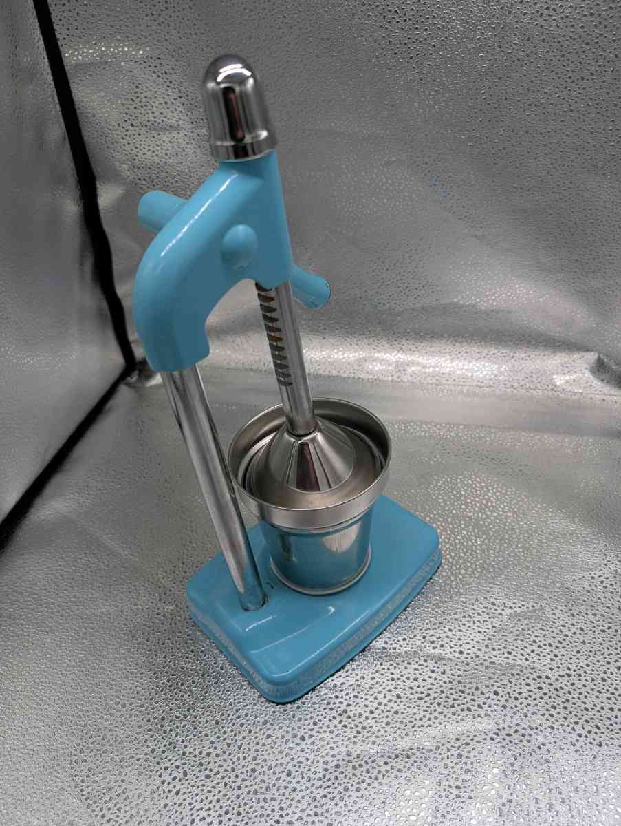 manual Juicer - Tampa, Florida - FleaMarketBay