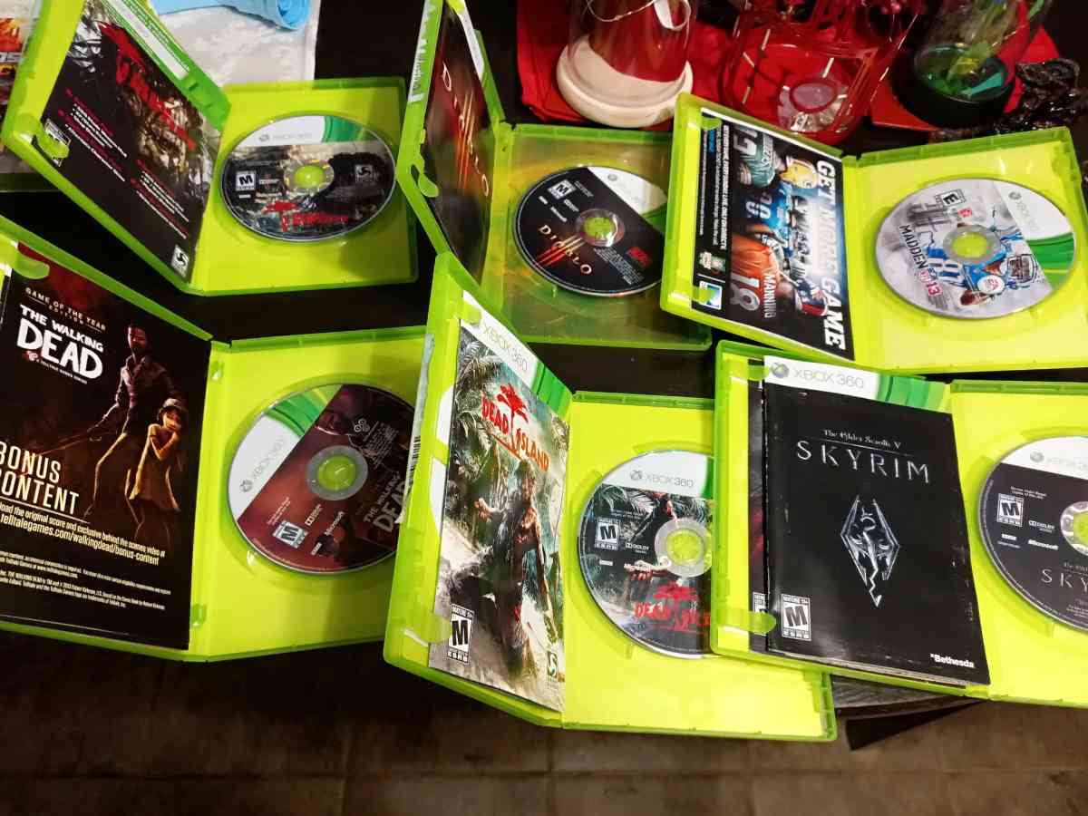 XBOX 360 LIKE NEW - Rochester, New York - FleaMarketBay