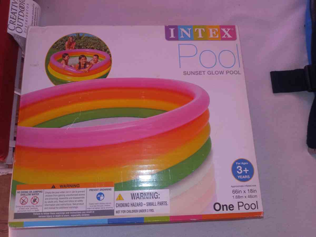 Alberca - Bell, California - FleaMarketBay