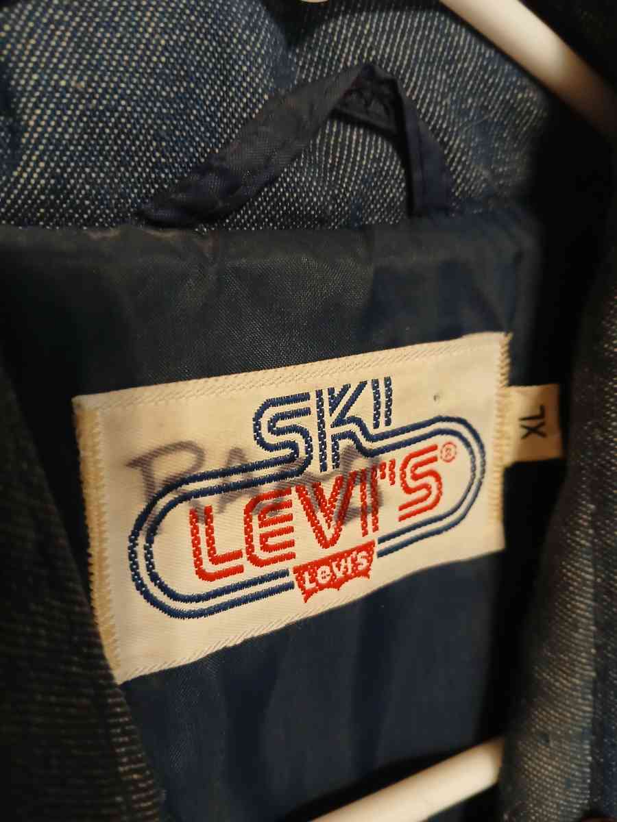 1970s Mens Vintage Ski Levis XL Denim Snap Button Jean - Jackson, Michigan - FleaMarketBay