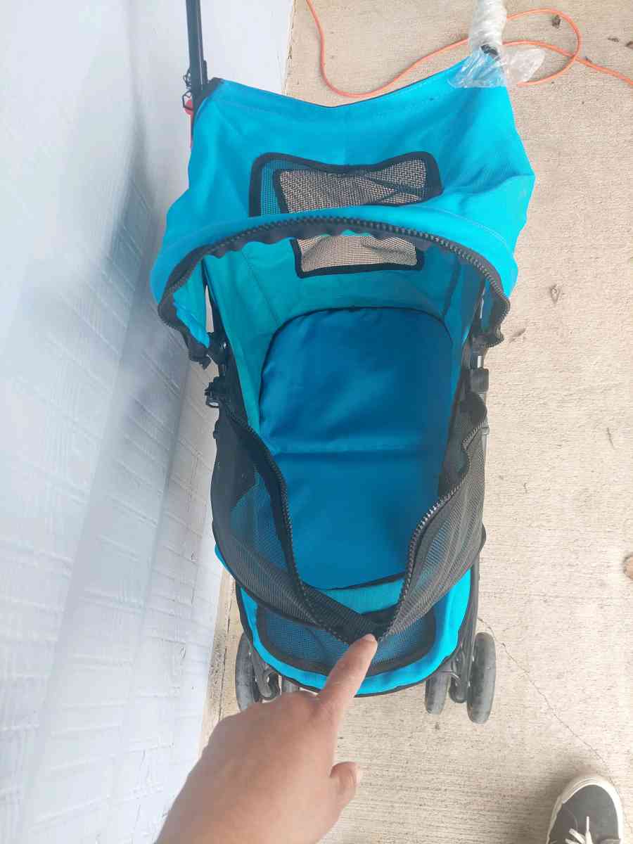 Pet Gear stroller up yo 25lb - Austin, Texas - FleaMarketBay