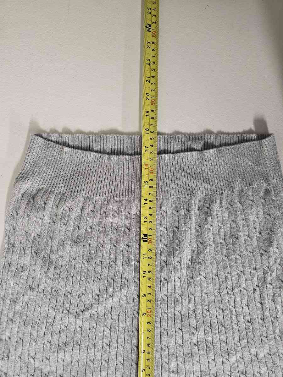 kim rodgers sweater - Lubbock, Texas - FleaMarketBay