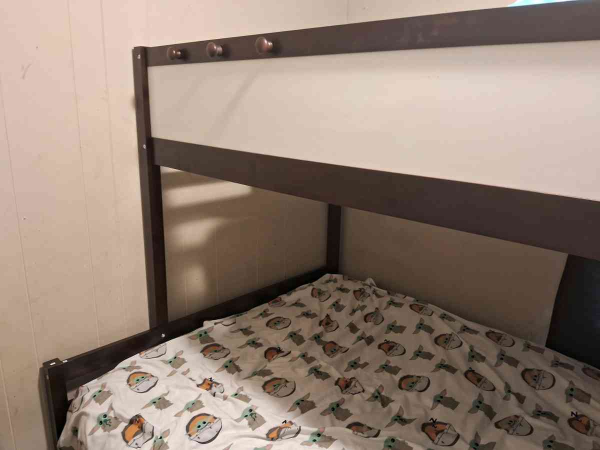 new bunkbeds made out of wood - Avoca, New York - FleaMarketBay