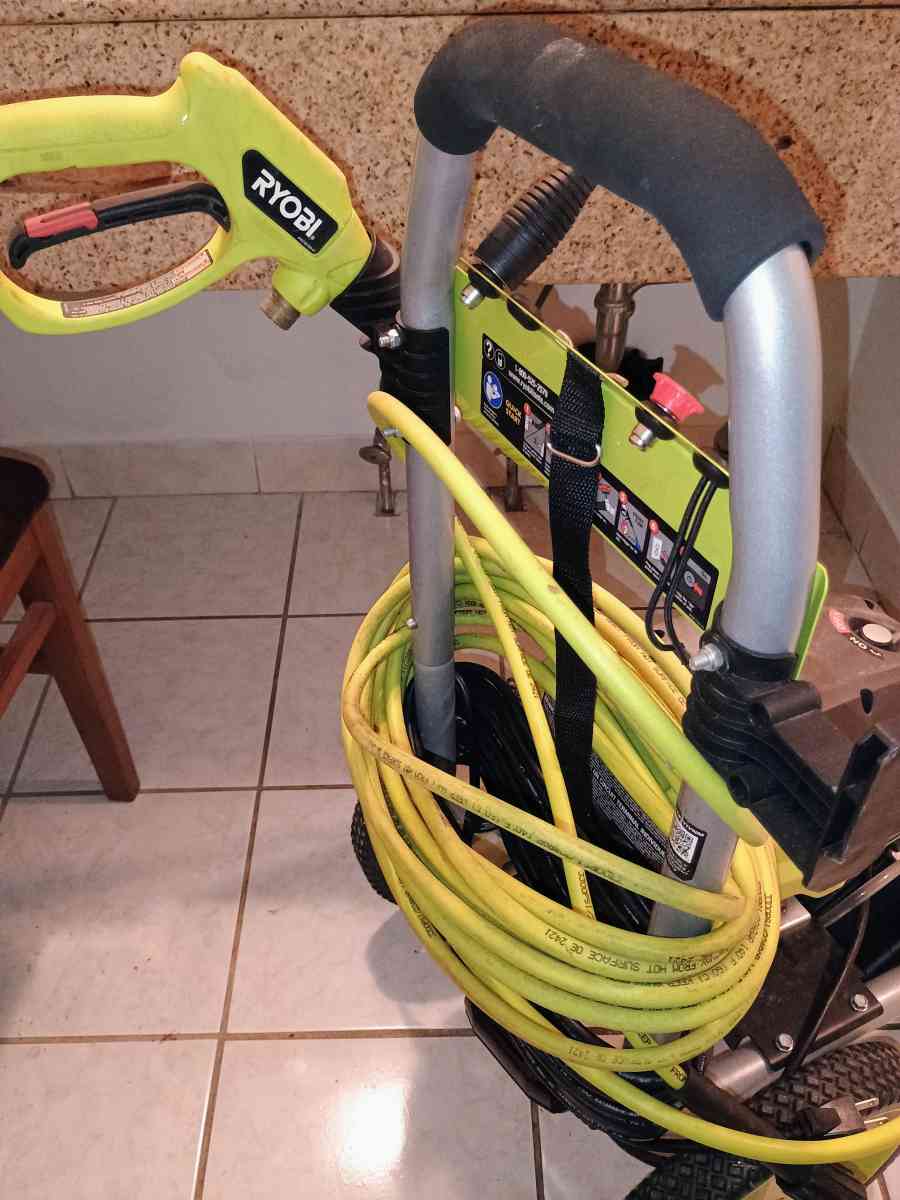 Ryobi 2700 PSI Electric Power Washer - Rosedale, Maryland - FleaMarketBay