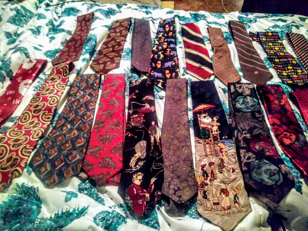 mens ties - Plantersville, Texas