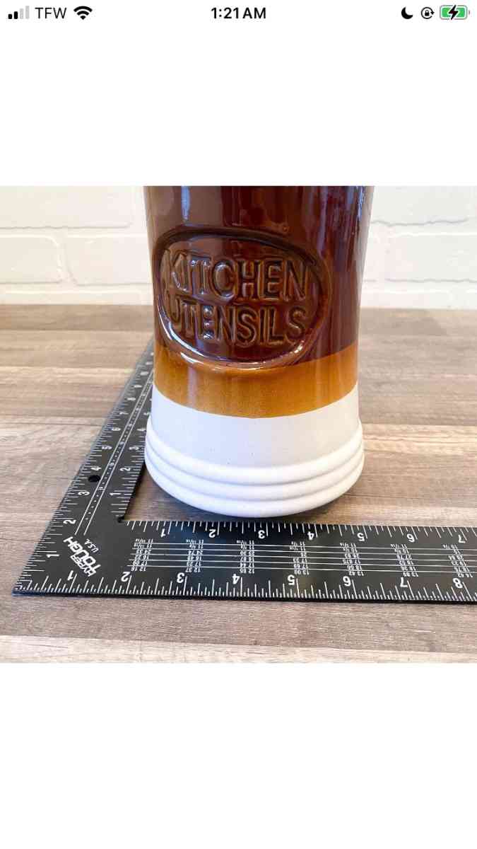 Vintage Kitchen Utensil Holder 70s Retro Kitchen Brown Ivory - Silsbee, Texas