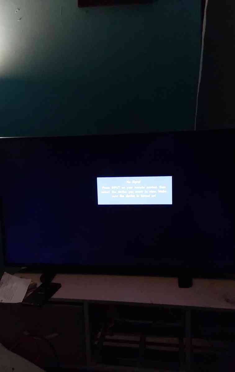 40 inch flatscreen tv insignia - Middletown, New York - FleaMarketBay