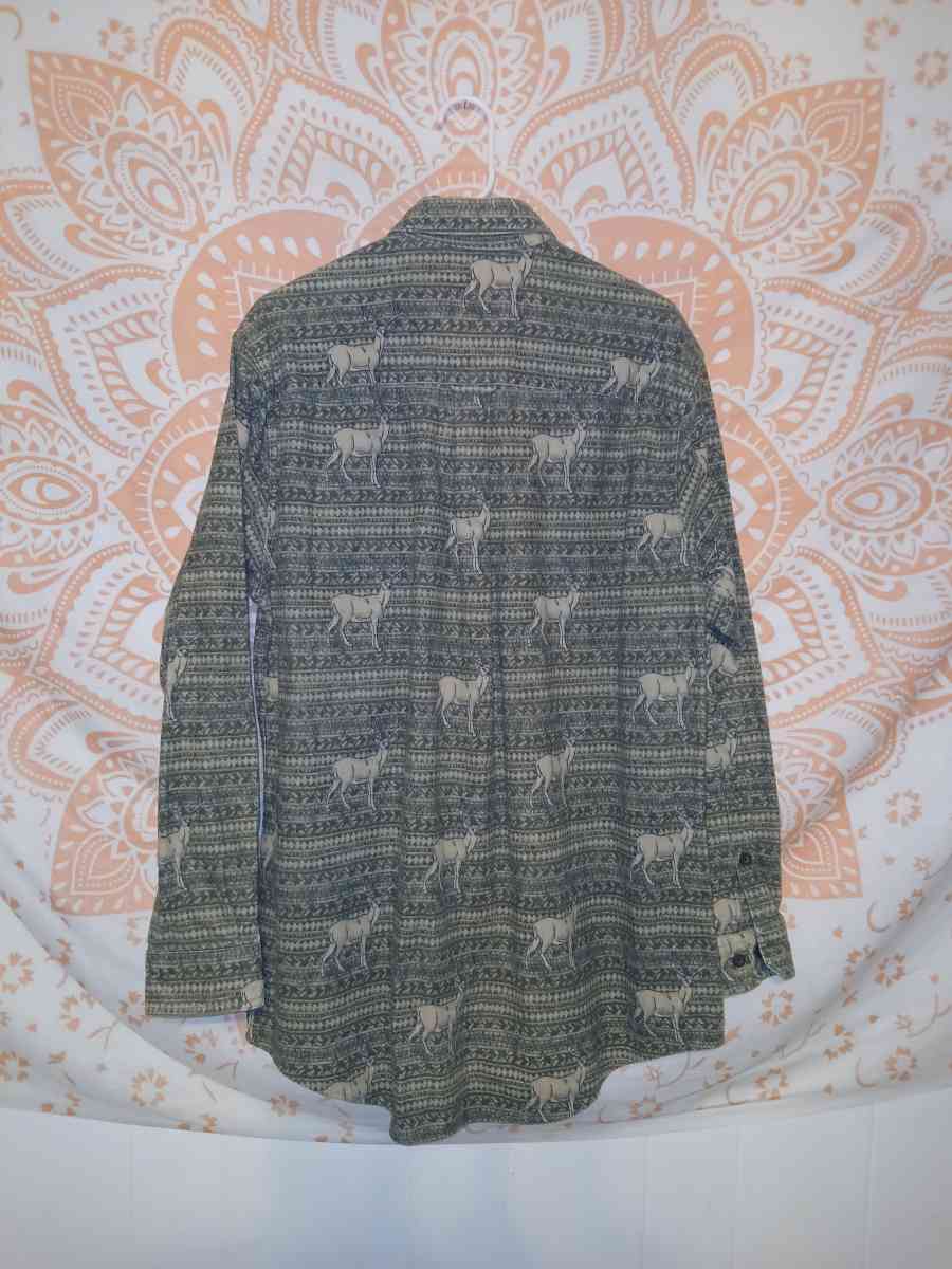Mens Vintage Large Woolrich Deer Buck Hunting Button Fleece - Jackson, Michigan - FleaMarketBay