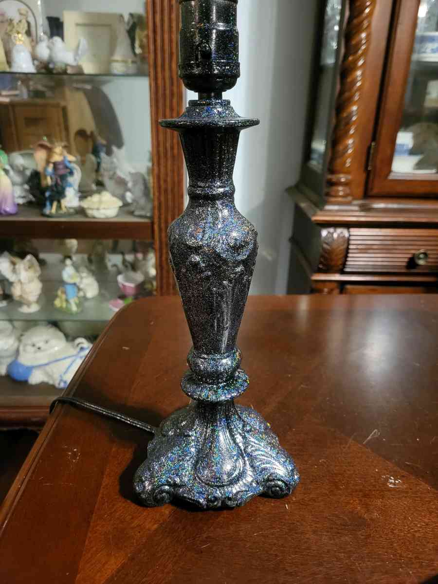 Super sparkly lamp - Morrilton, Arkansas - FleaMarketBay