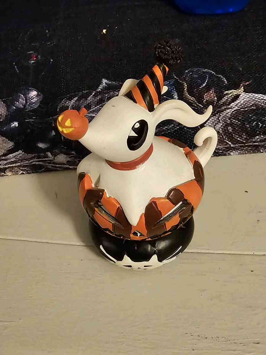 Miss Mindy Disney Nightmare Before Christmas Zero Figurine - Peachtree City, Georgia