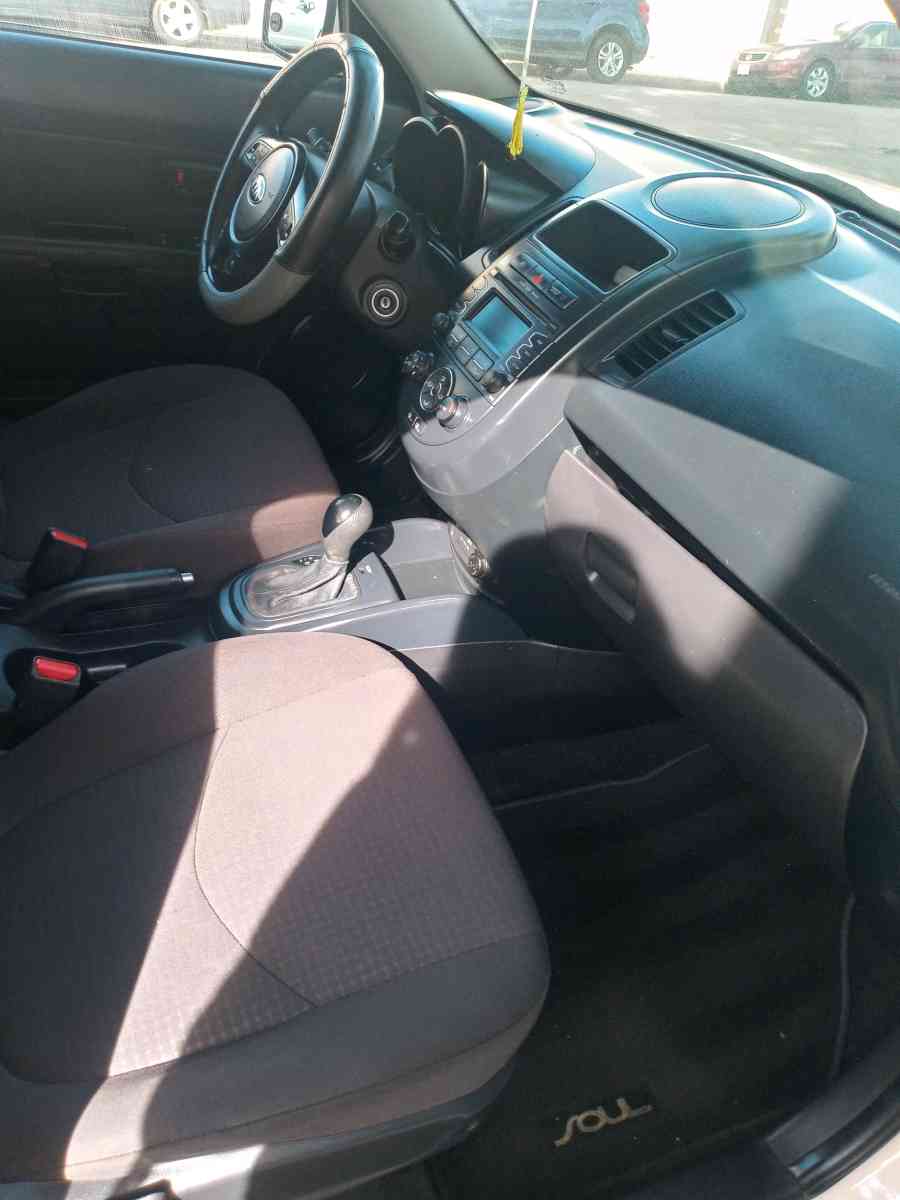 kia Soul 4 puertas - Bell, California - FleaMarketBay