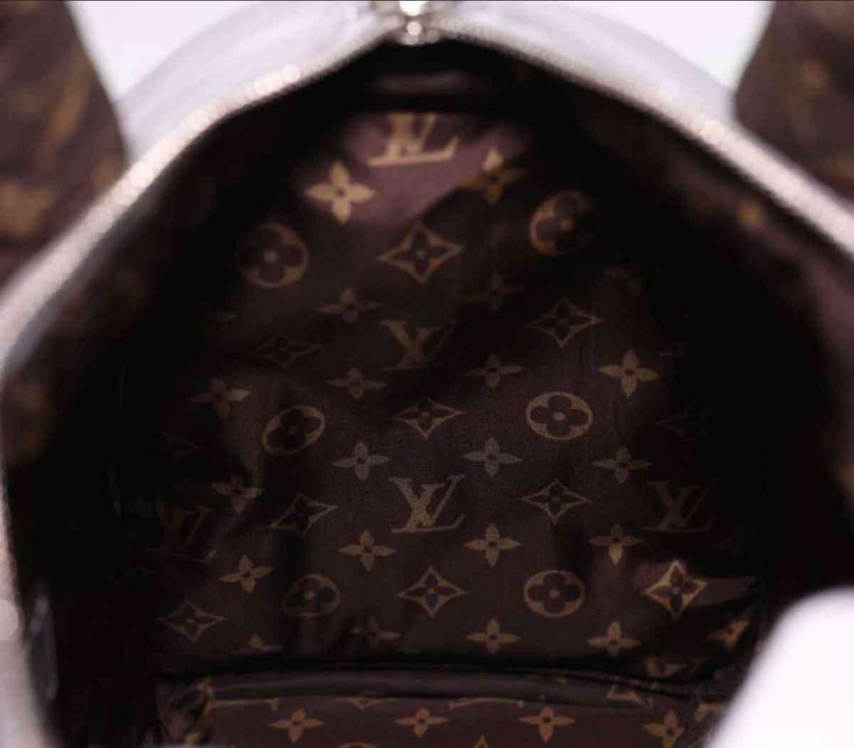 Louis Vuitton AUTHENTIC Speedy Bandoulire 25 - Parker, Colorado - FleaMarketBay