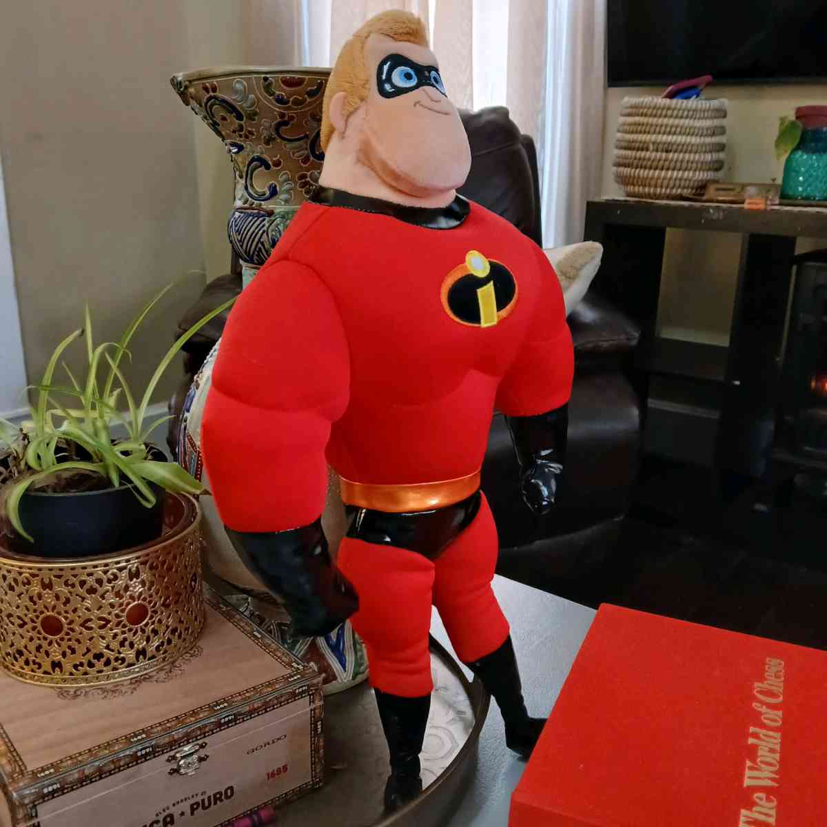 Mr Incredible Plush Toy Size 20x12 inches - Indianapolis, Indiana - FleaMarketBay