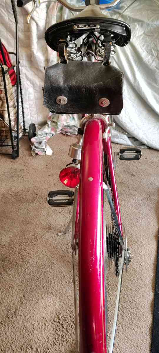 Schwinn suburban bicycle - Salem, Oregon - FleaMarketBay