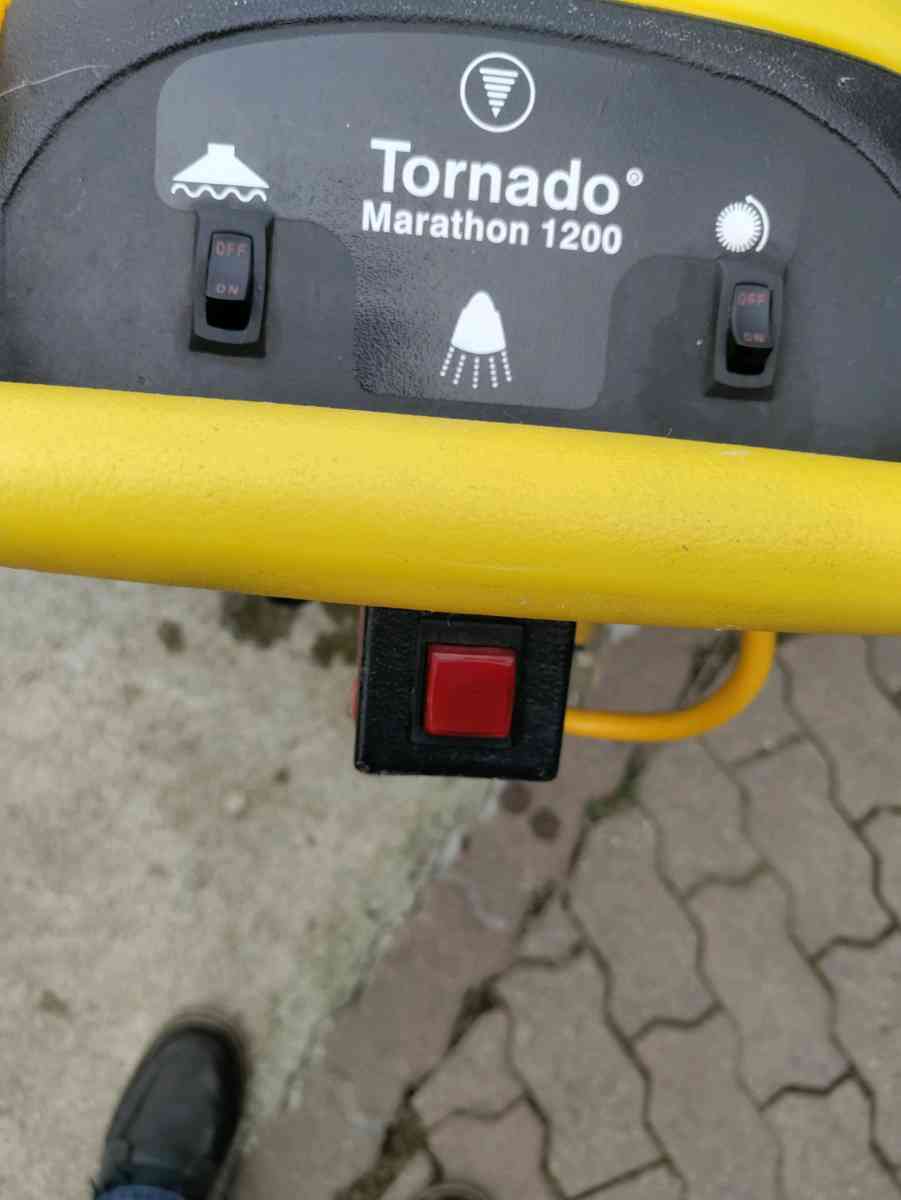 extractor de alfombras - San Jose, California - FleaMarketBay