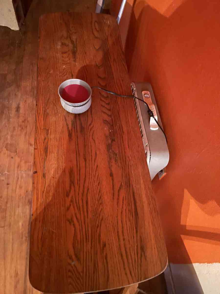 wooden table - Ector, Texas - FleaMarketBay