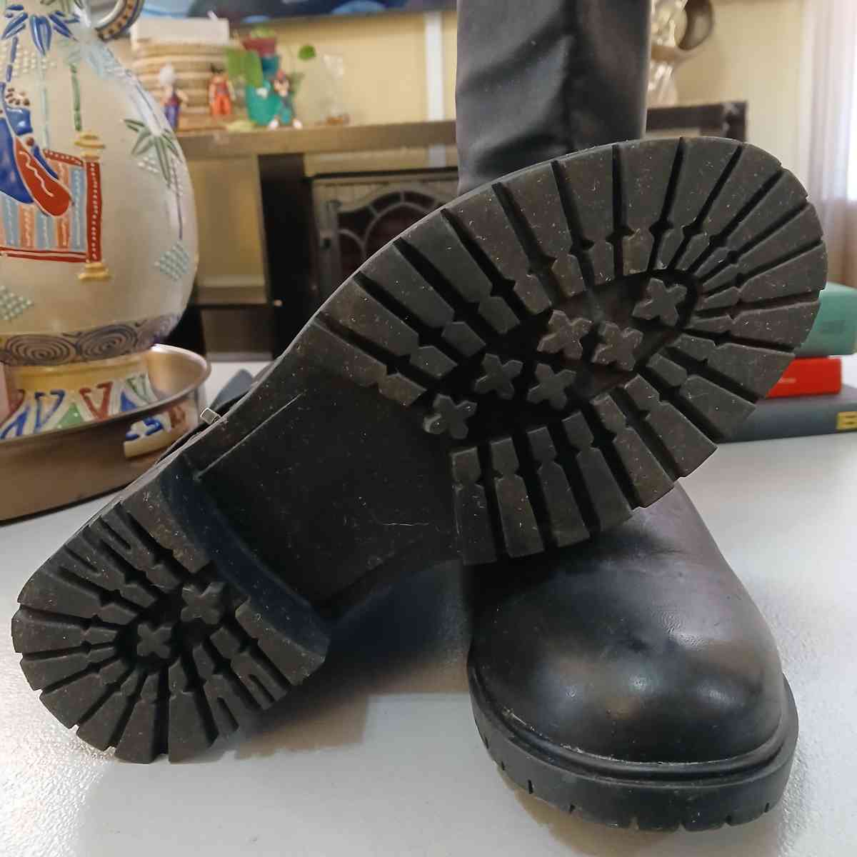 Torrid Buckle detail wide calf boots for Women Size 11ww - Indianapolis, Indiana - FleaMarketBay