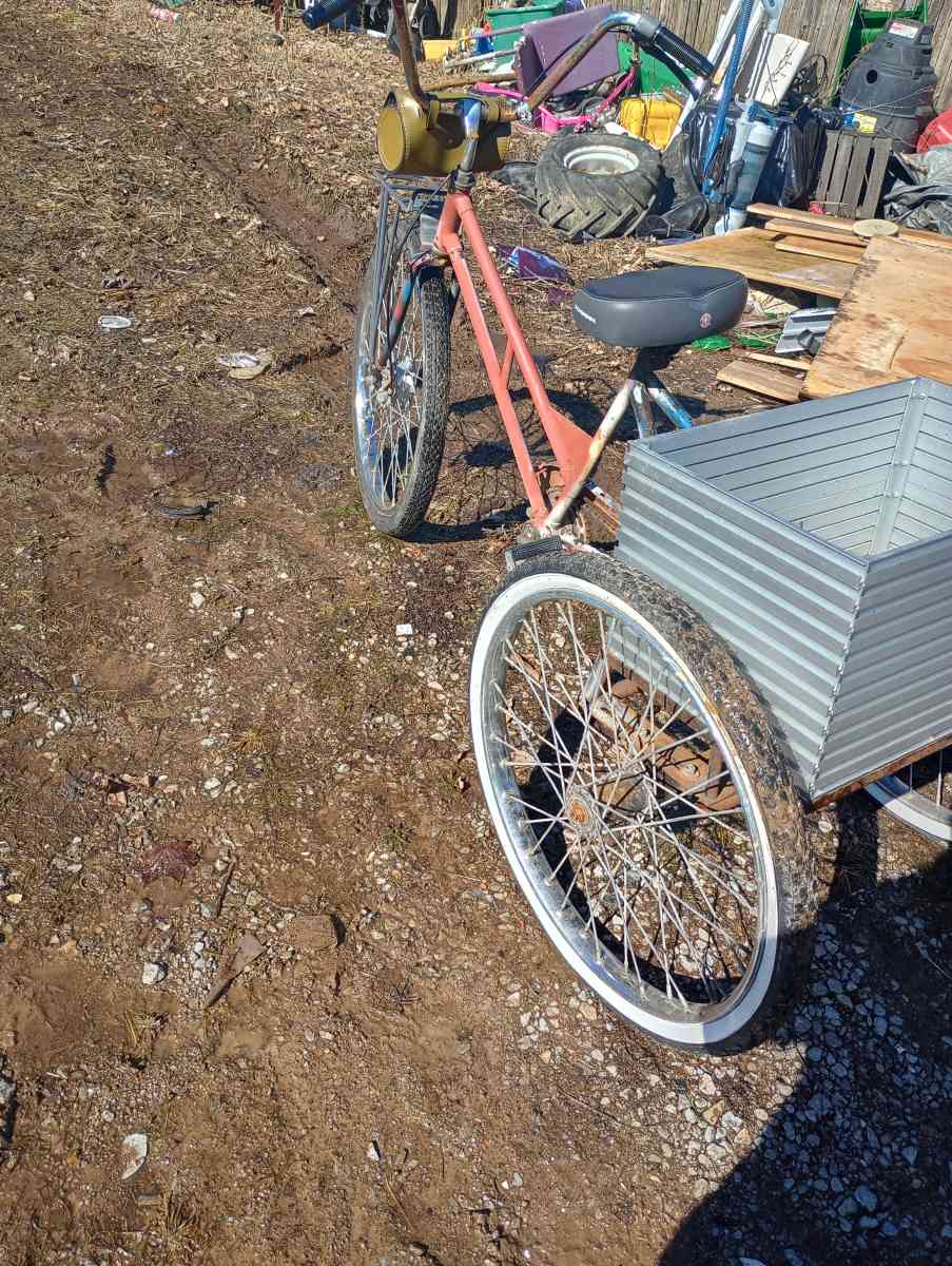 26 inch 3 wheel bike - Ripley, Ohio - FleaMarketBay