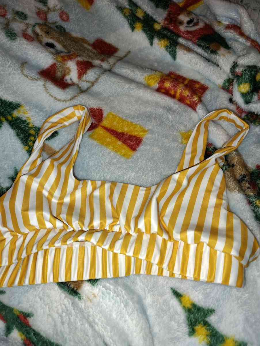 bras for lil girls - Brighton, Colorado - FleaMarketBay