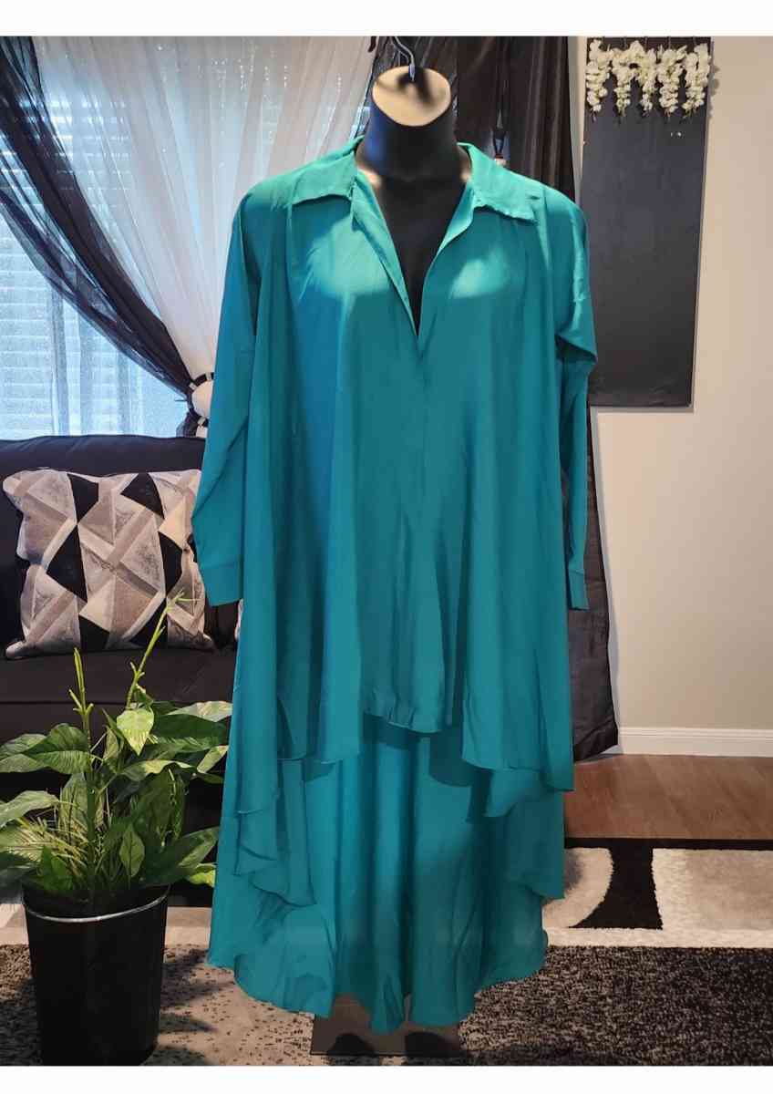 PLUS SIZE Relax Fit Top - San Antonio, Texas