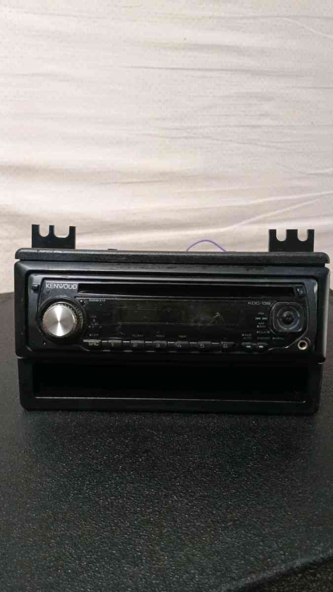 Kenwood radio - Conroe, Texas