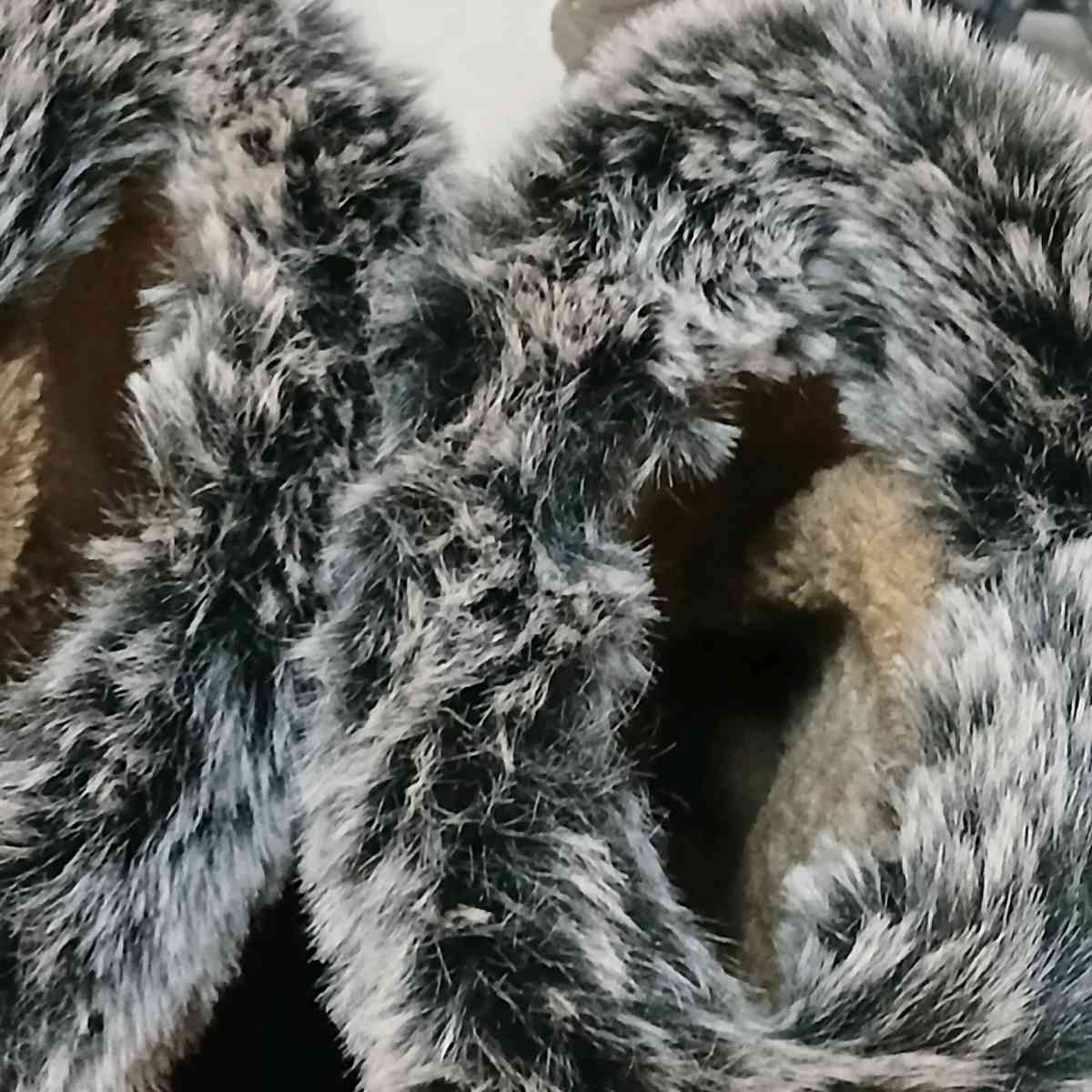 Fashion Nova Black Winter Boots for Women Size 8 point 5 - Indianapolis, Indiana - FleaMarketBay