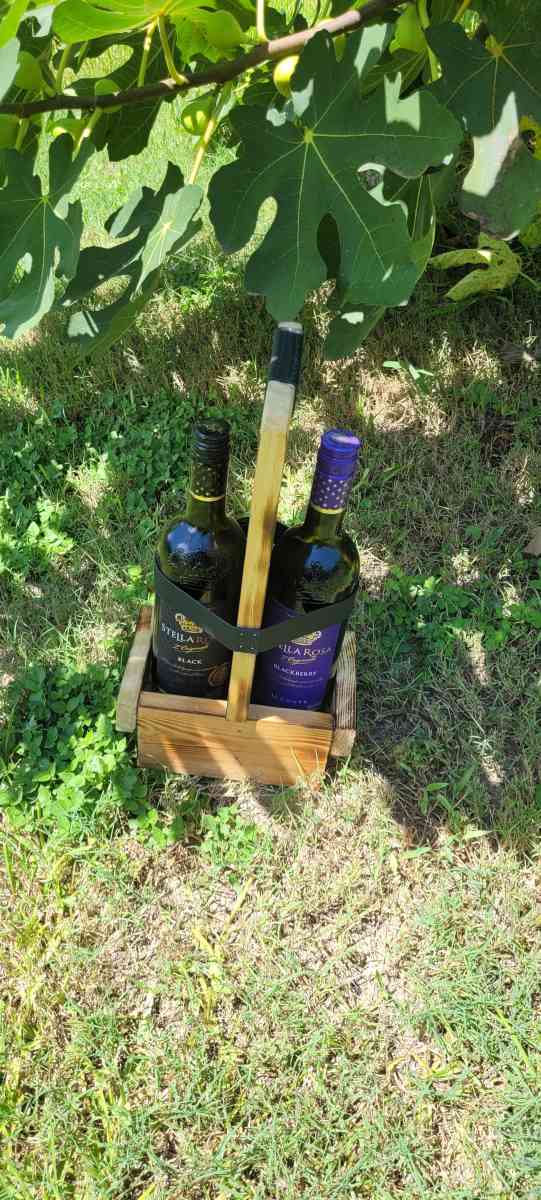 Wine caddy - Victoria, Texas