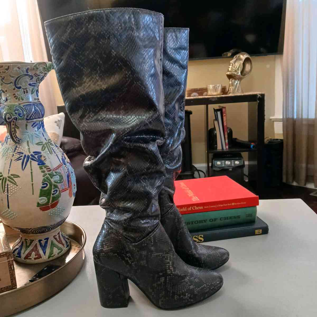 Seven Dials Knee High Boots for Women Size 8 point 5 - Indianapolis, Indiana - FleaMarketBay
