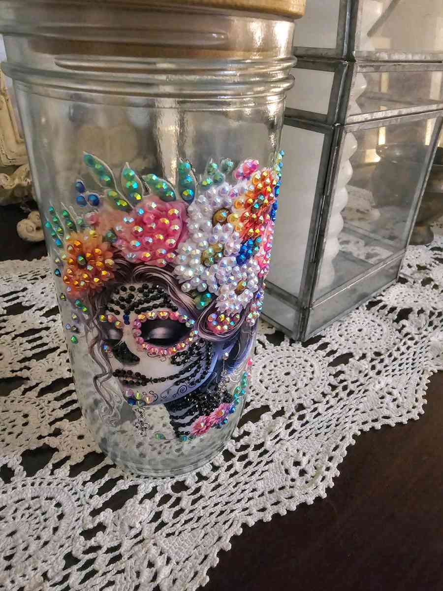 Cups with criystal - Corona, California - FleaMarketBay