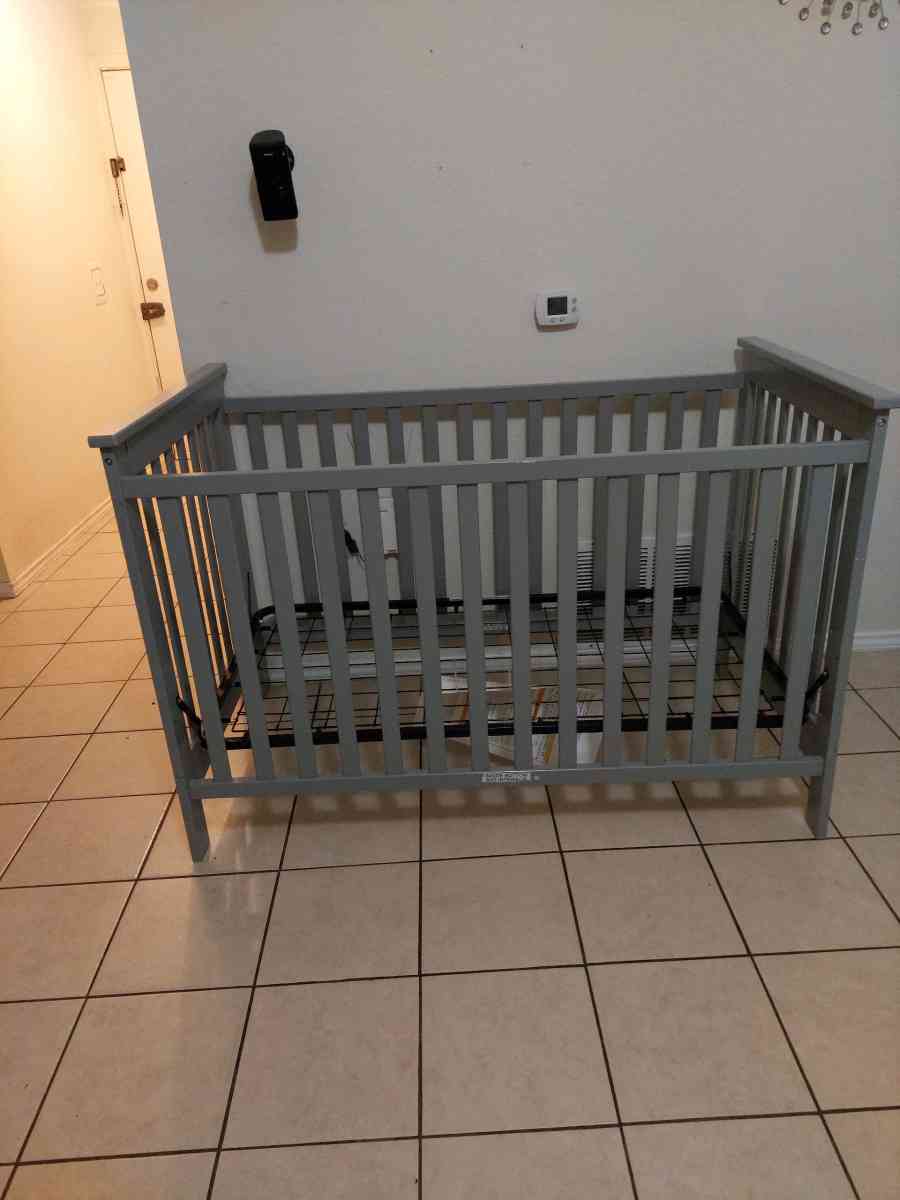 Delta ChildrenDelta Children Adley 3in1 Convertible Crib - Austin, Texas