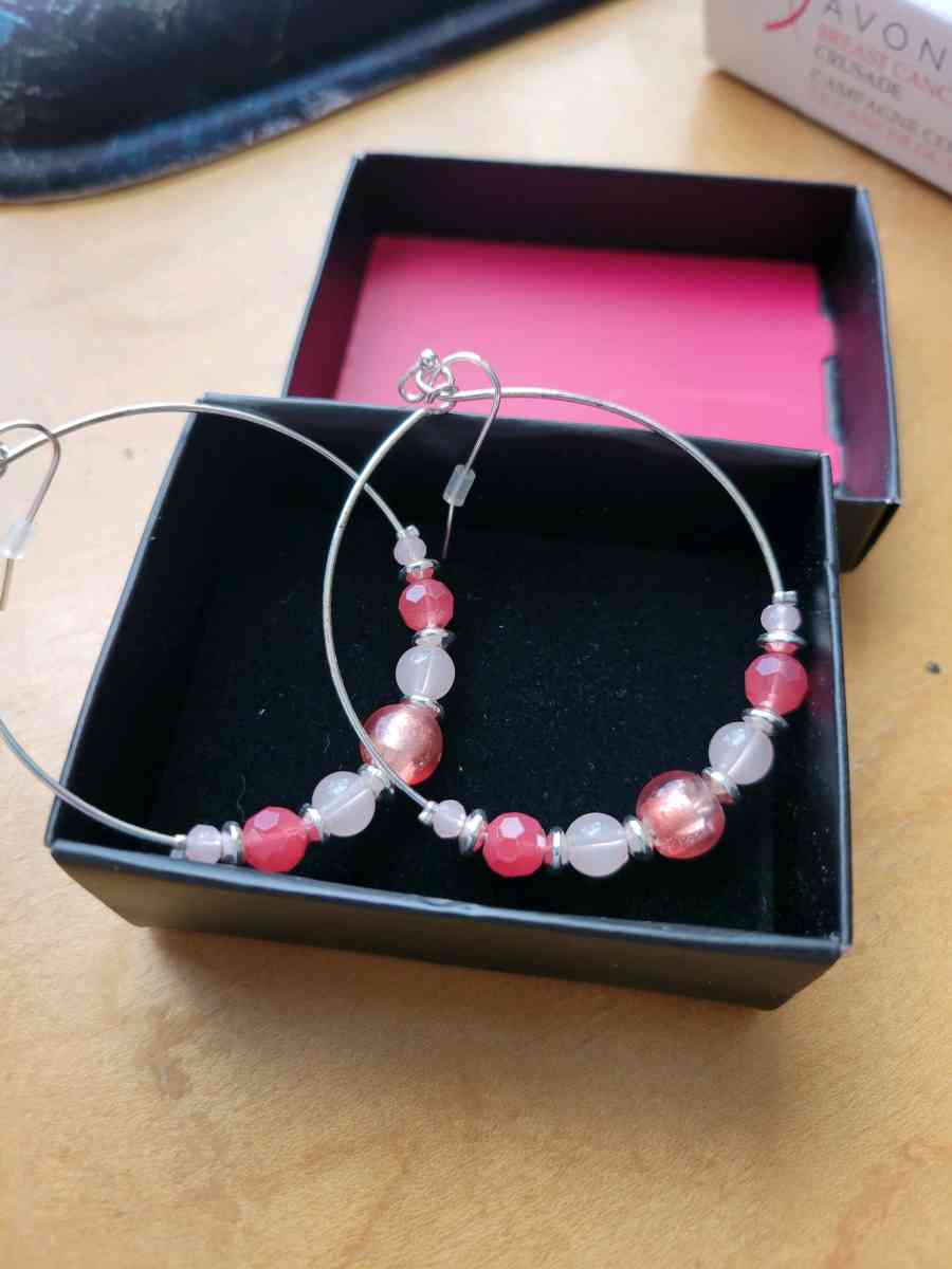 Avon earrings - Norman, Oklahoma - FleaMarketBay