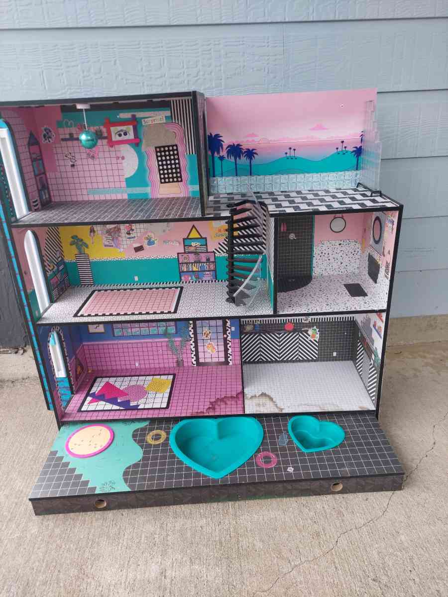 LOL house - Austin, Texas