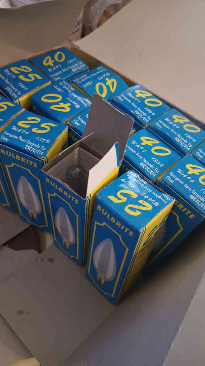 luces 25collar 10 mejoro precio - Adelanto, California - FleaMarketBay