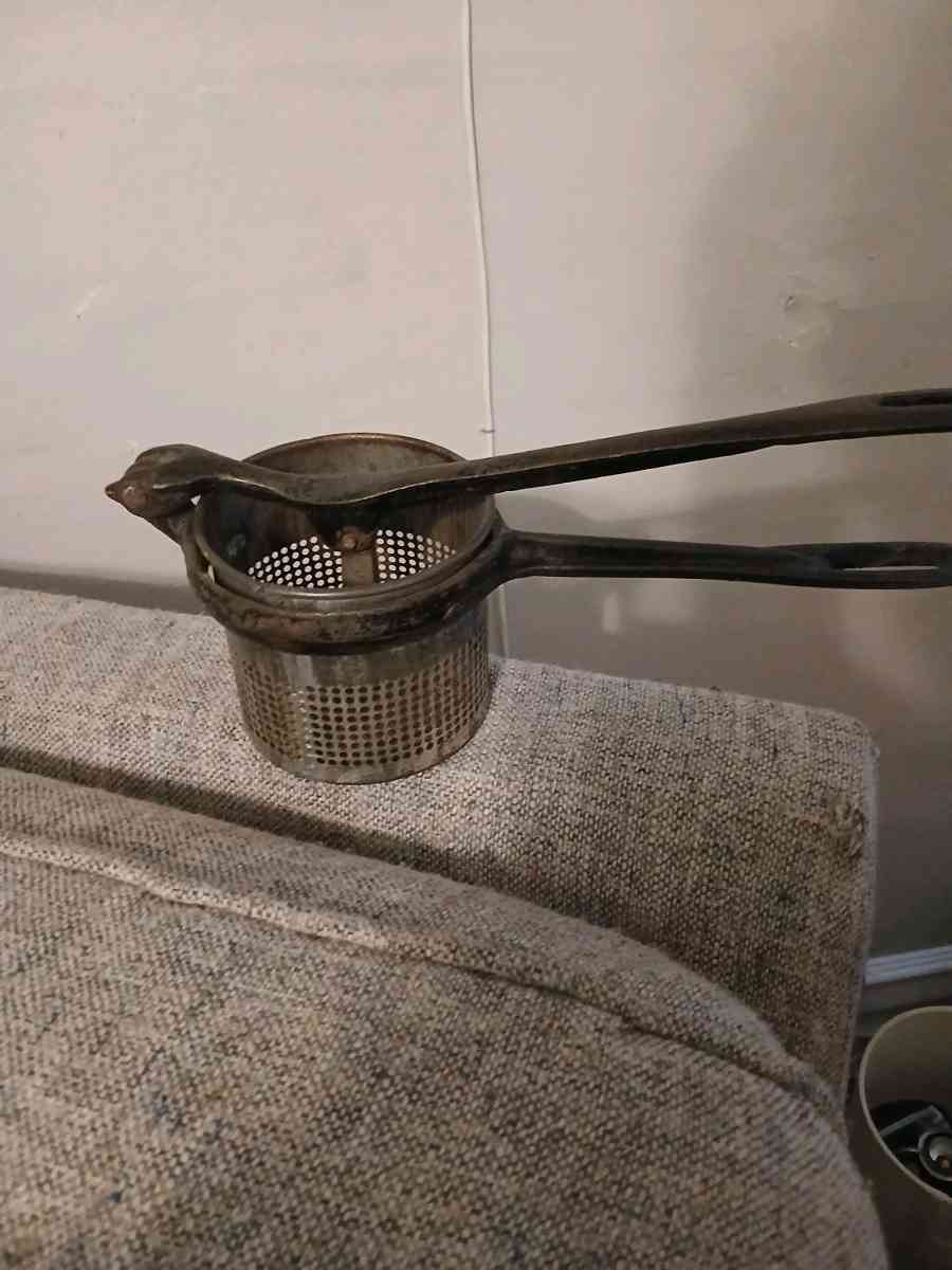 odds and ends - Kalamazoo, Michigan - FleaMarketBay