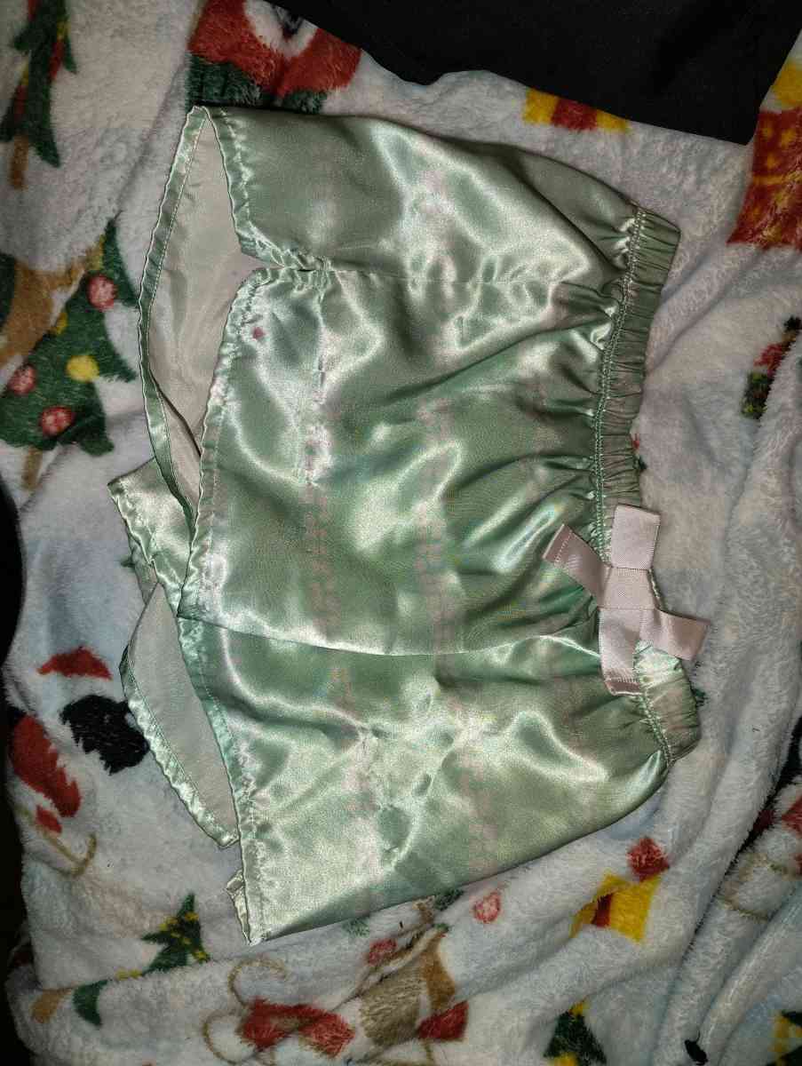 shorts - Brighton, Colorado - FleaMarketBay