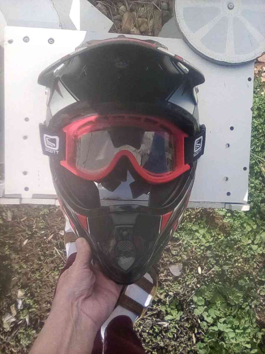 adult large motocross dirt bike helmet - Somerset, Kentucky - FleaMarketBay
