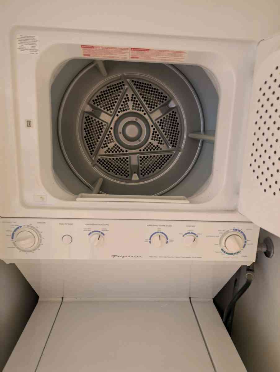 apartment size washer and dry stackable - Riverside, California - FleaMarketBay