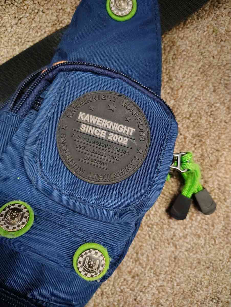 mans waist bag - Toledo, Ohio - FleaMarketBay