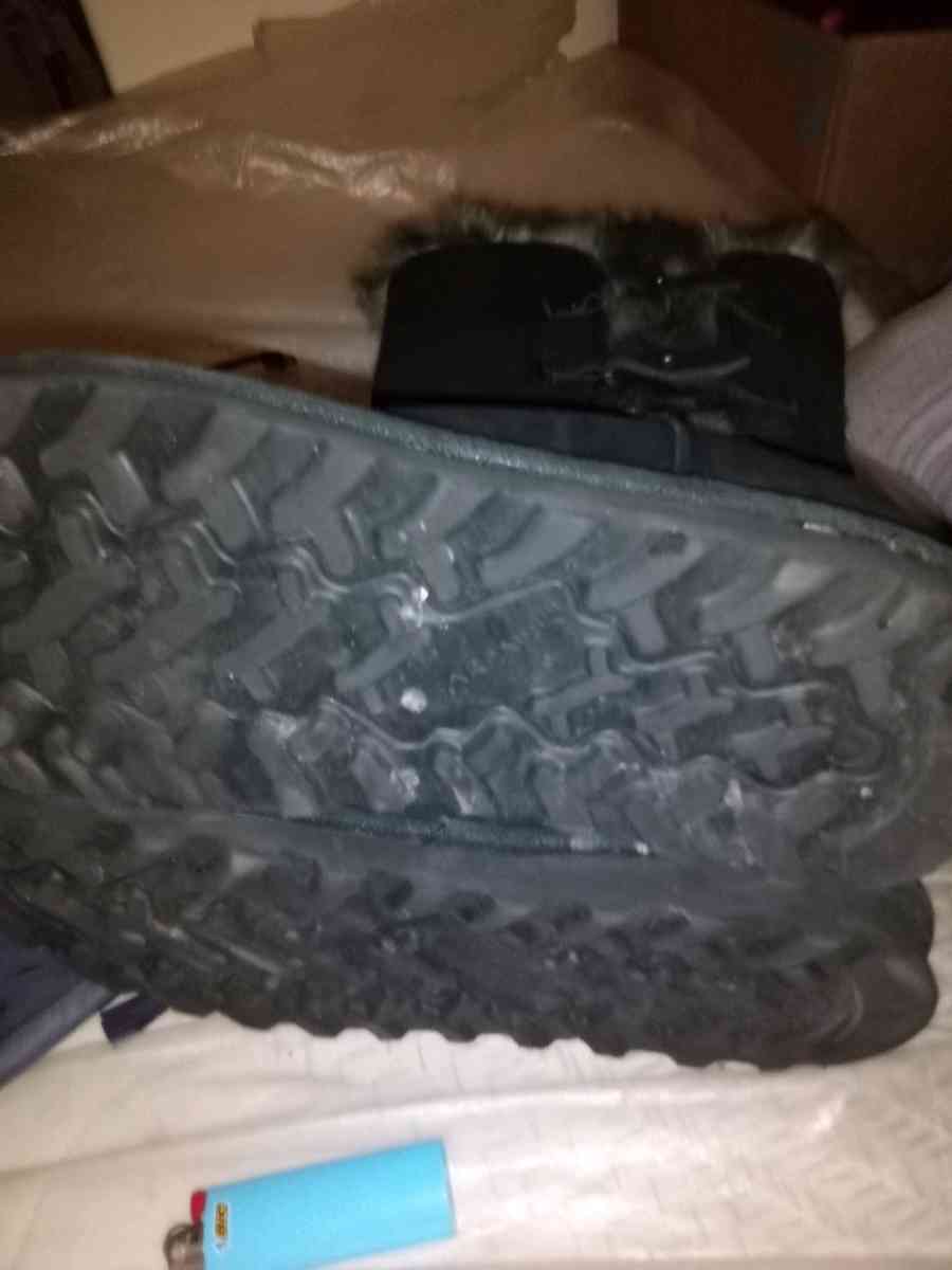 BEARPAW BOOTS - Alicia, Arkansas