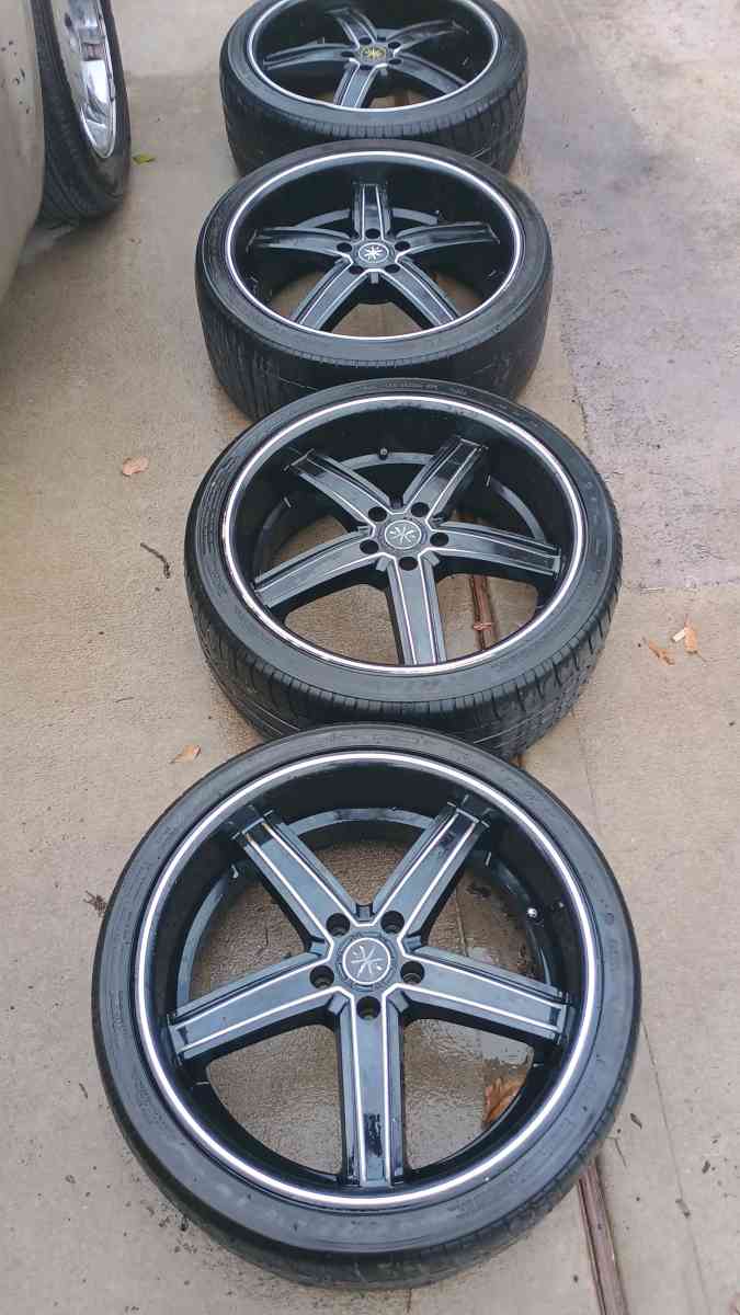 karma custom wheels - Conroe, Texas - FleaMarketBay