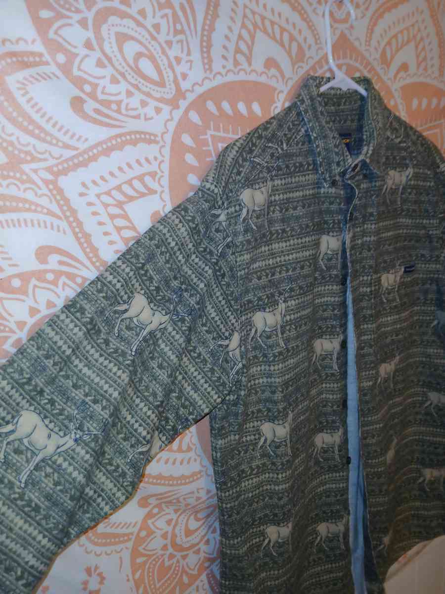 Mens Vintage Large Woolrich Deer Buck Hunting Button Fleece - Jackson, Michigan - FleaMarketBay