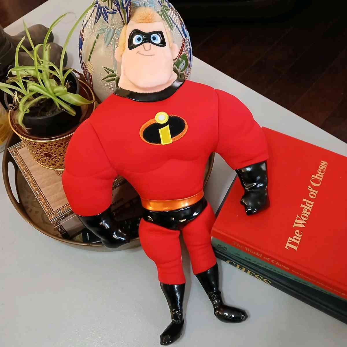 Mr Incredible Plush Toy Size 20x12 inches - Indianapolis, Indiana - FleaMarketBay