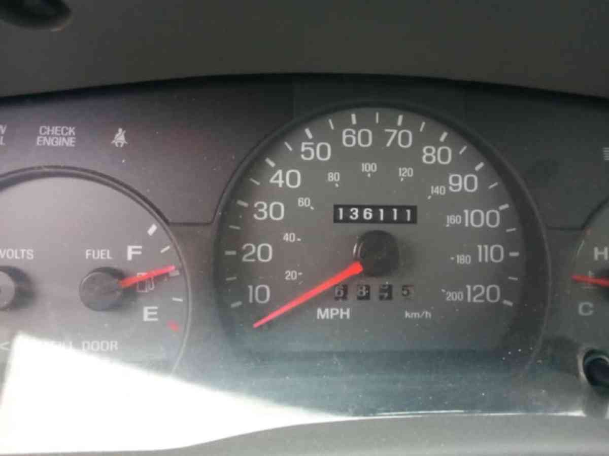 2004 Mercury Grand Marquis LS - Indianapolis, Indiana - FleaMarketBay