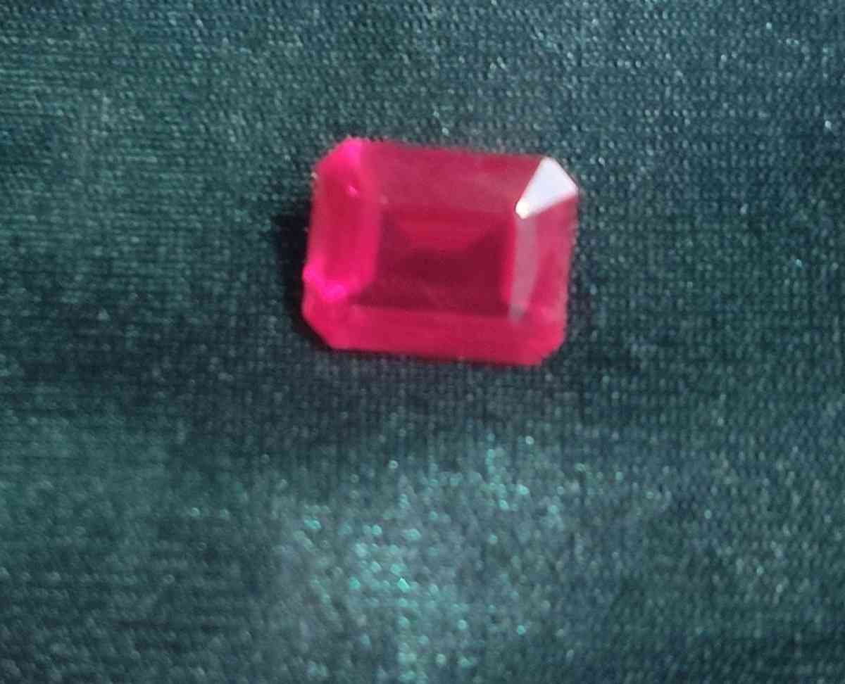 3 CT loose Ruby gemstone - San Francisco, California