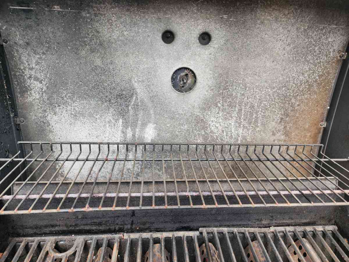 Charl Broil Grill - Arlington, Texas - FleaMarketBay